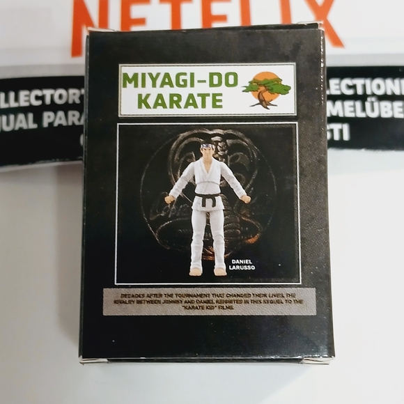 Zuru Mini Brands Netflix Cobra Kai Daniel Larusso Mini Figurine - Picture 3 of 5
